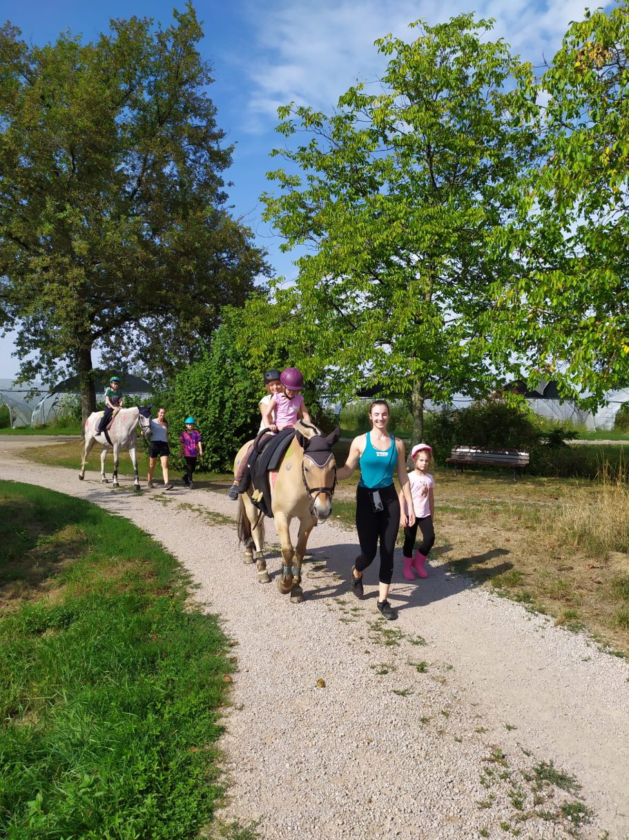Gemeinsamer Ausritt am Kindertag